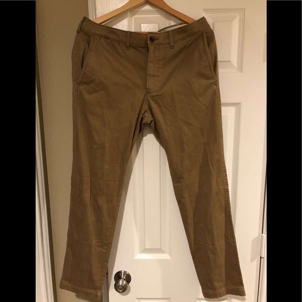 Chino pants